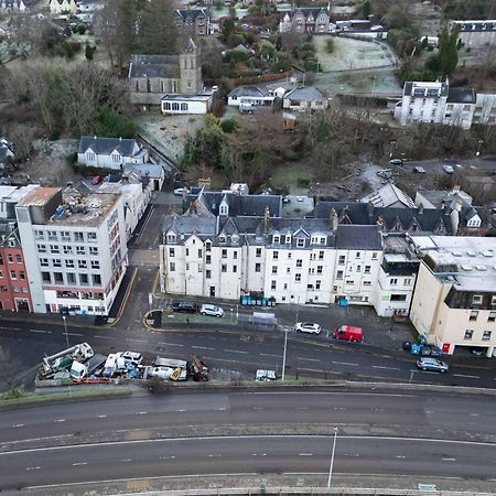 Prime Location Rooms In High Street Fort William Buitenkant foto